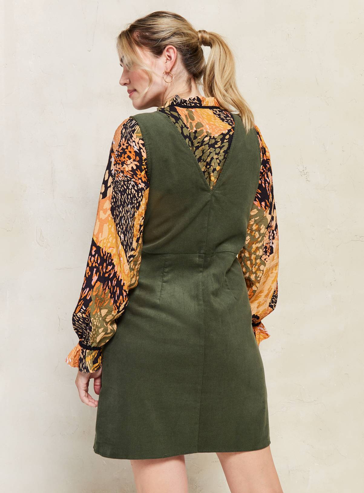 EVERBELLE Khaki Corduroy Mini Pinafore Dress 18 - Image 4