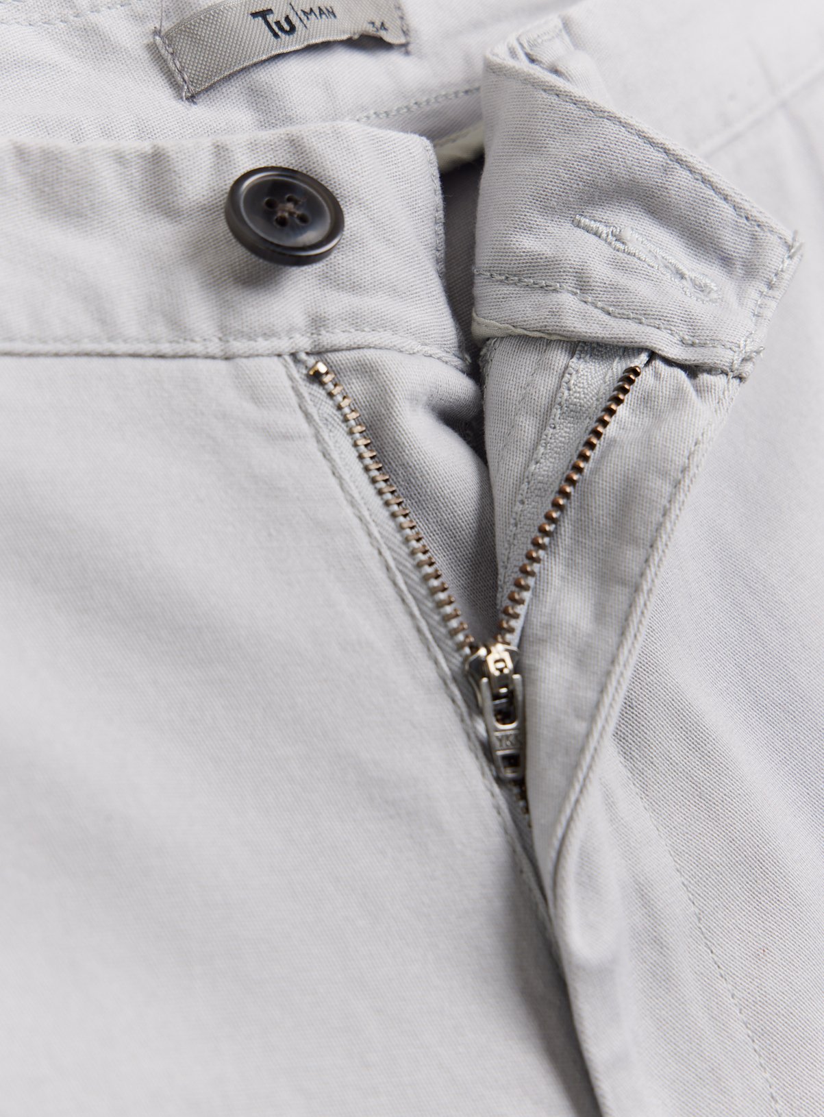Grey Classic Chino Shorts 40 - Image 4 thumbnail