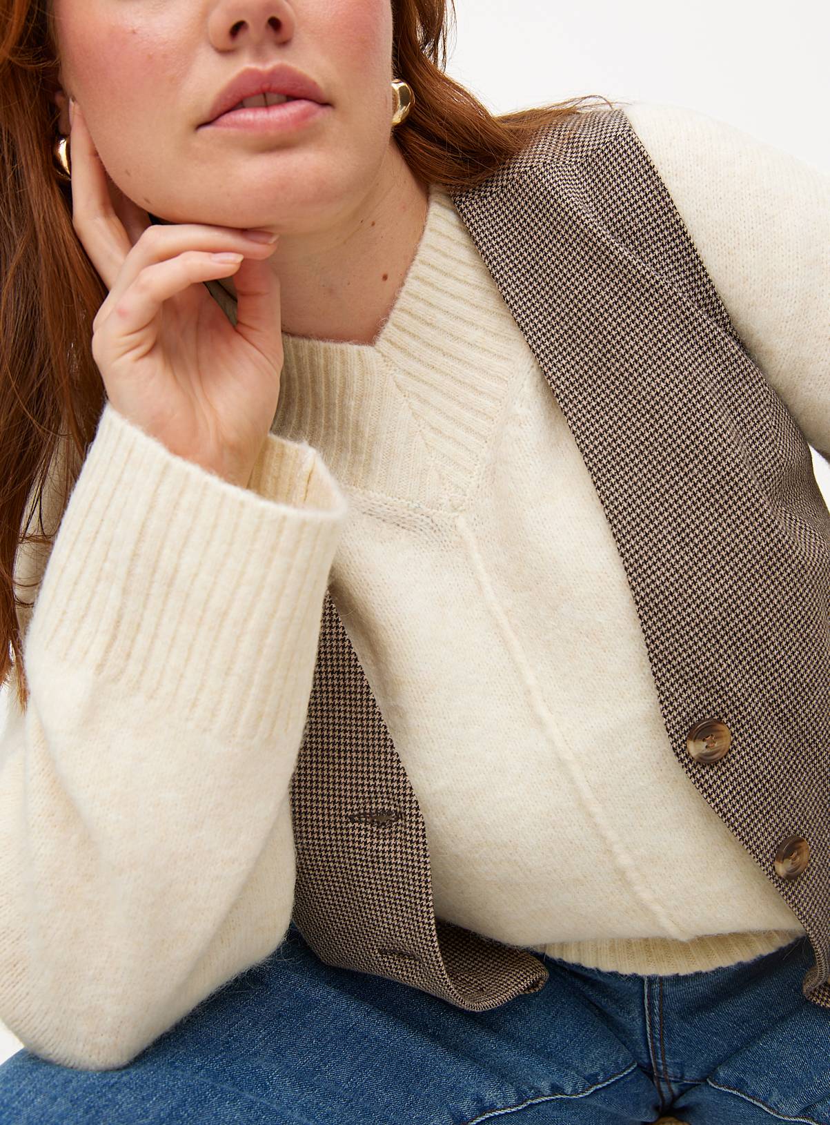 Cream High V Neck Relaxed Knitted Jumper 14 - Image 3