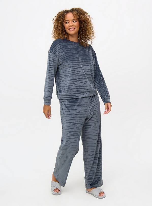 Blue Zebra Embossed Slinky Pyjamas M