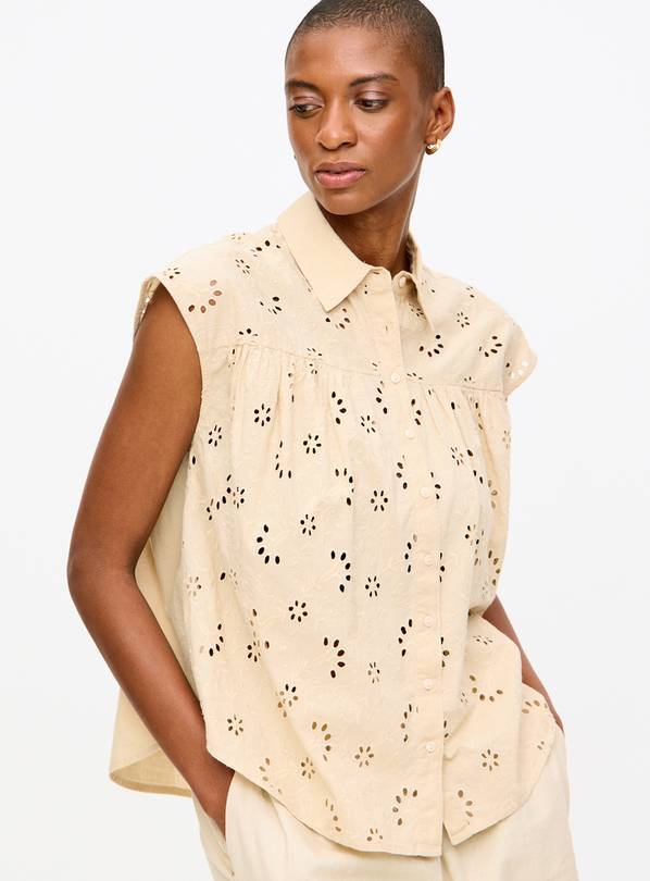 Neutral Broderie Shirt 26