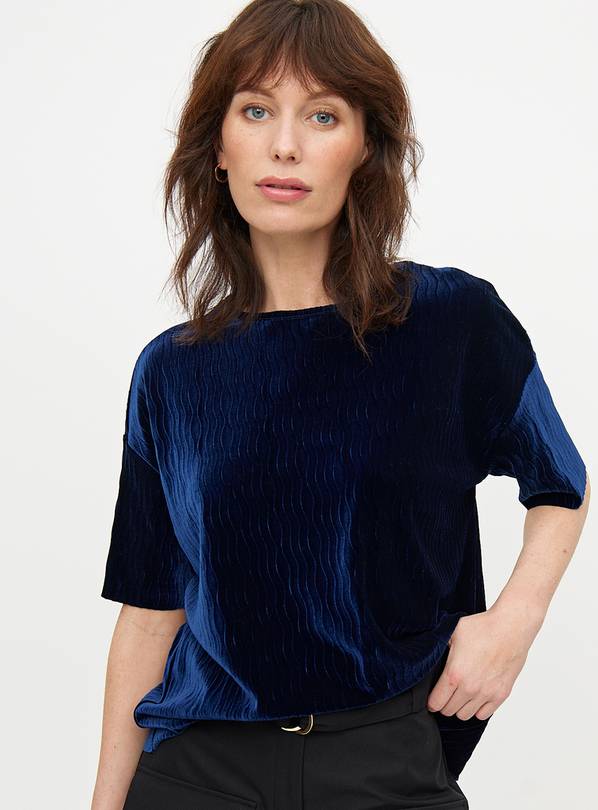 Navy Textured Velvet Short Sleeve Top 14