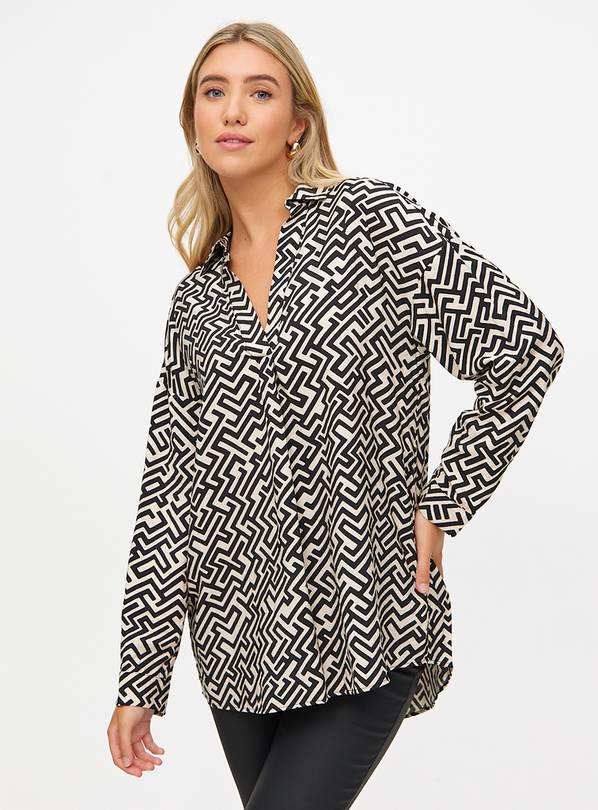 Monochrome Geometric Print Popover Blouse  16