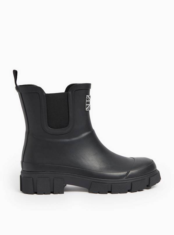 Black Cleated Plain Wellies 3