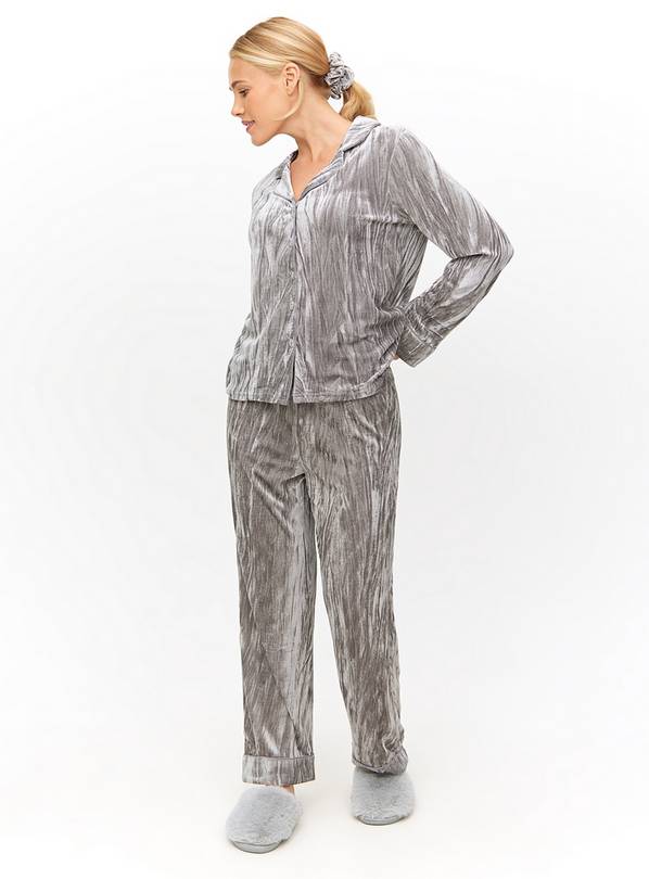 Silver Crinkle Velvet Traditional Pyjamas & Scrunchie Set XL