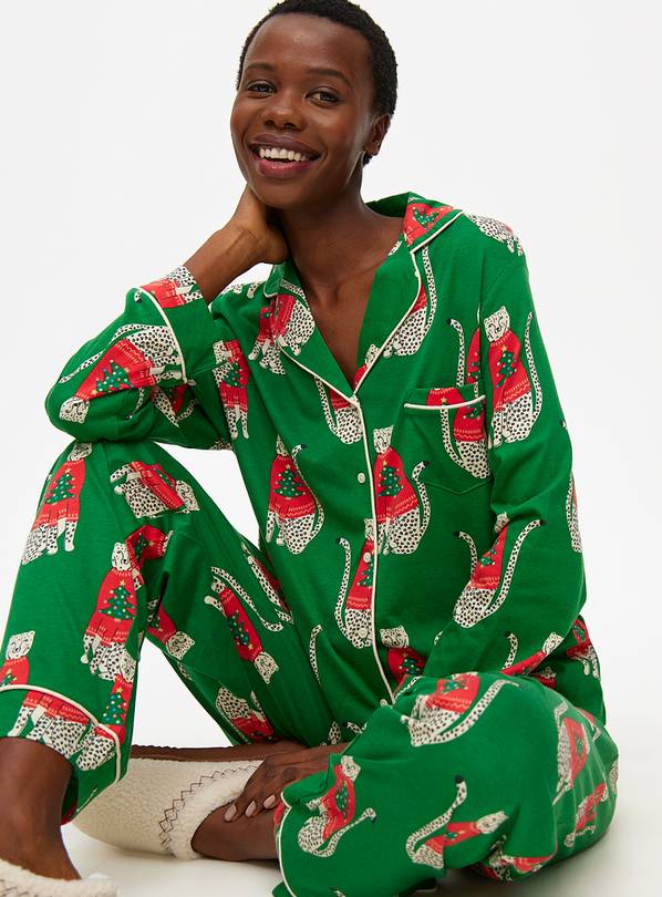 Tu X Scion Lionel Christmas Print Traditional Pyjamas 10