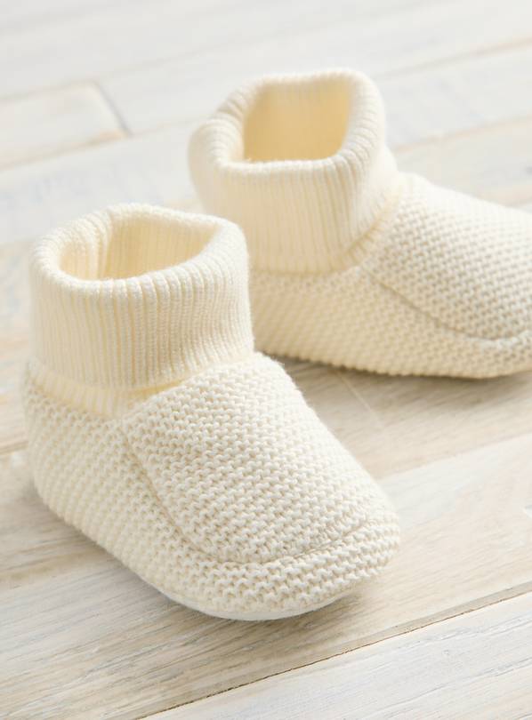 Cream Knitted Booties 12-18 months