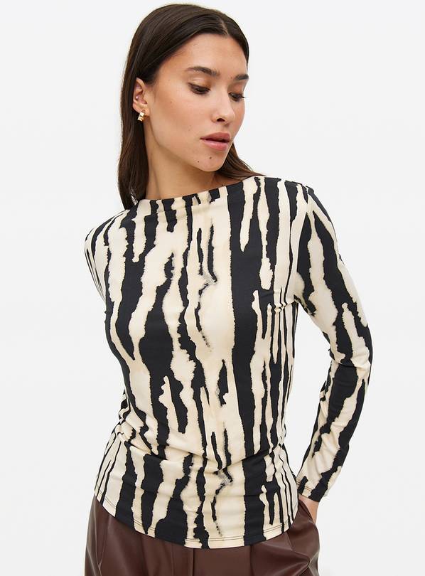 Mono Abstract Printed  Boat Neck Top 10