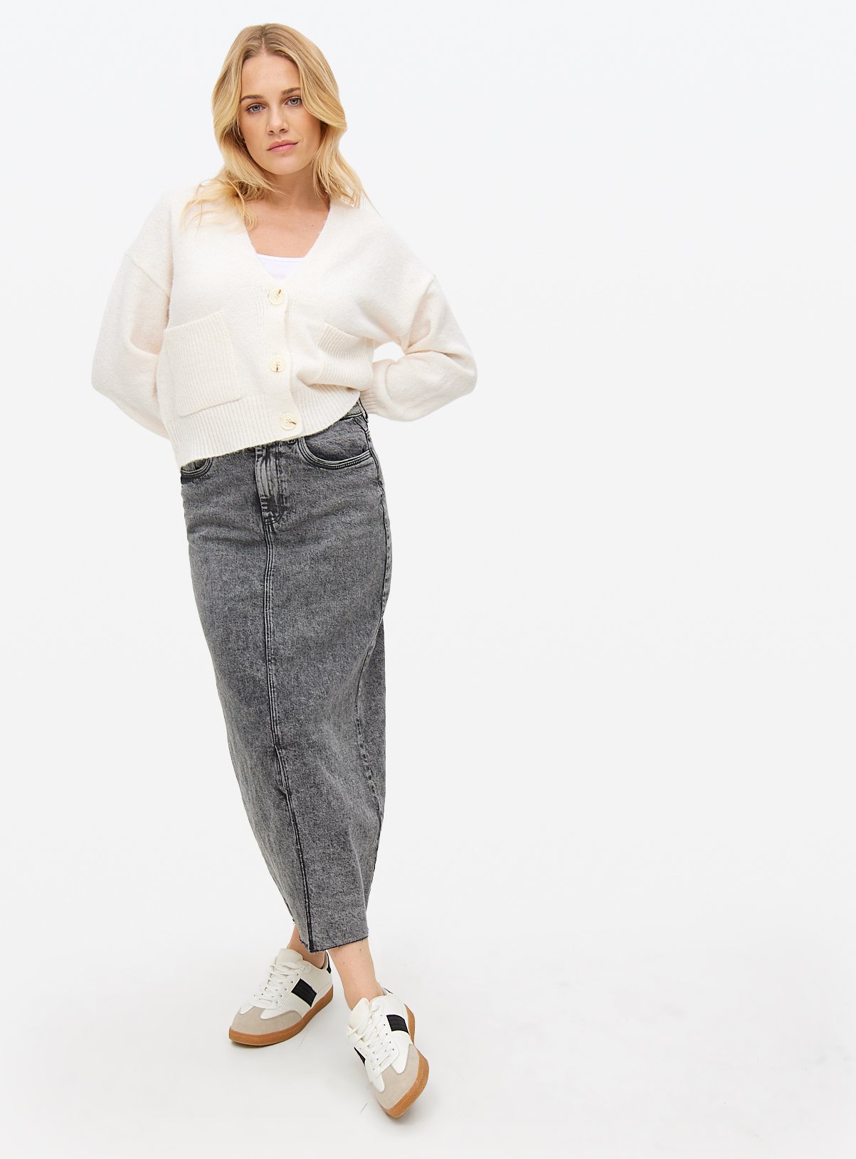 Cream Ribbed Knitted V-Neck Cardigan With Pockets XL - Image 2 thumbnail