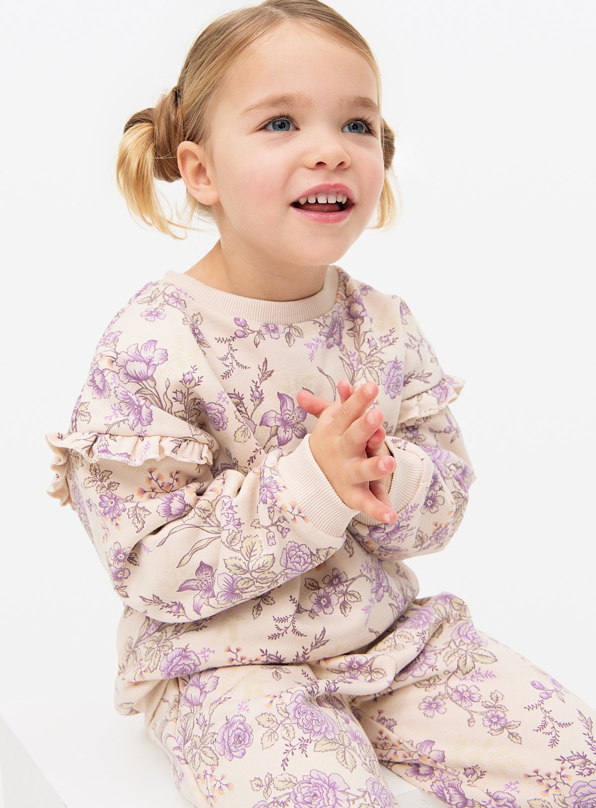 Cream Floral Print Sweatshirt & Joggers Set 6-7 years - Image 2 thumbnail