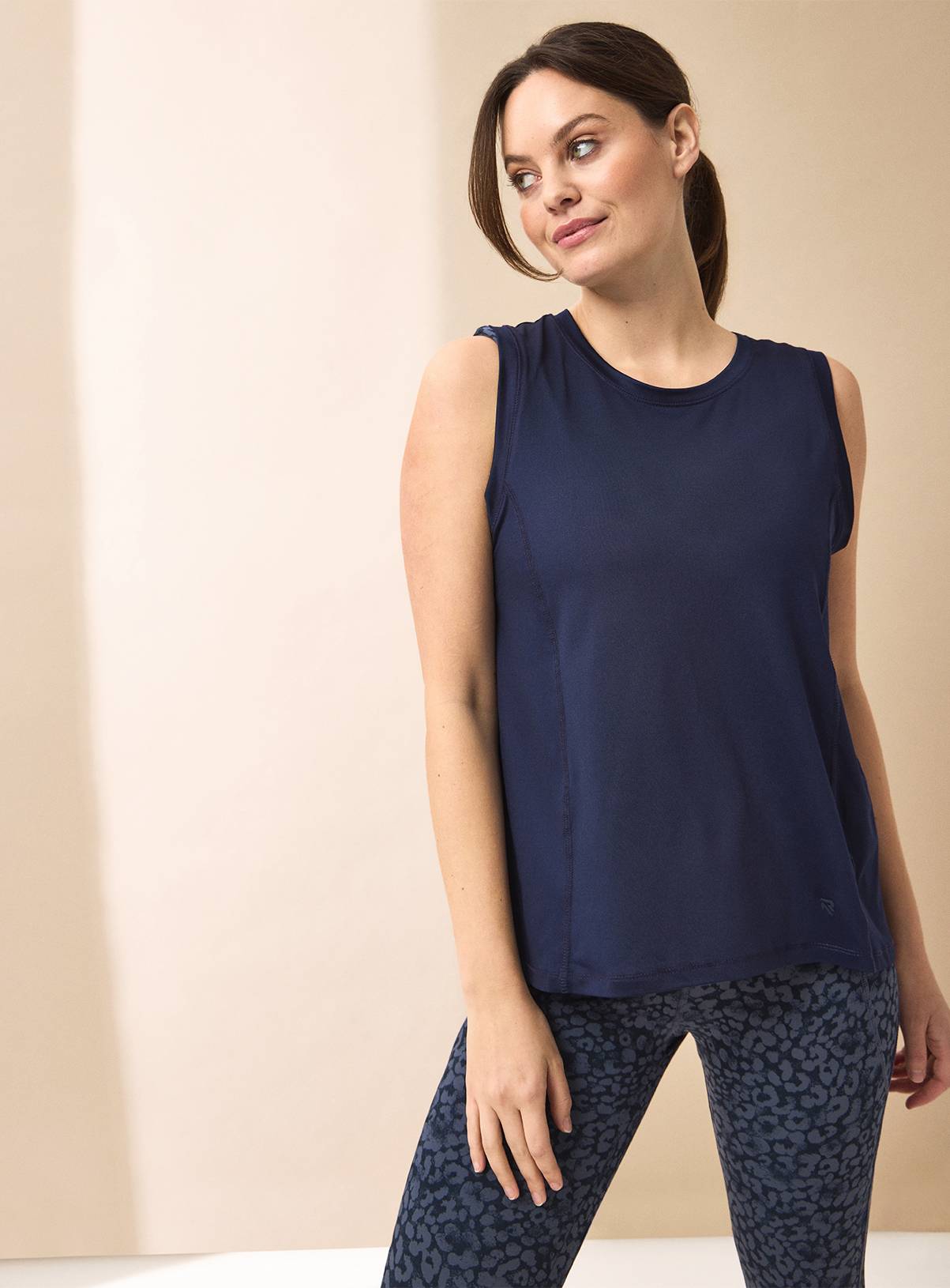 REAKTIV Navy Swing Vest Top M - Image 2