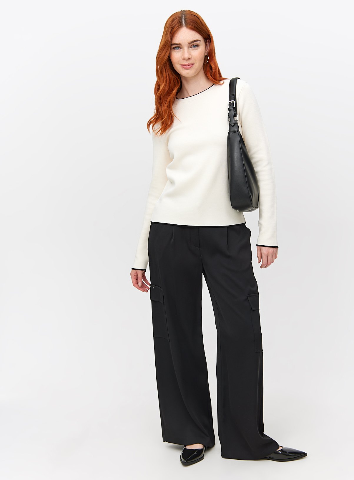 Cream Contrast Tipped Crew Neck Jumper M - Image 2 thumbnail