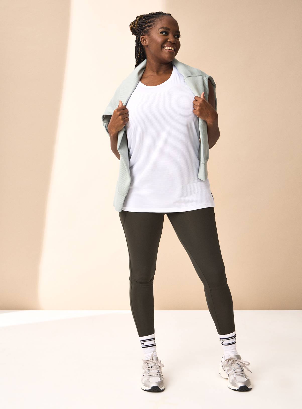 REAKTIV Khaki High Waisted Everyday Legging With Pockets L - Image 1