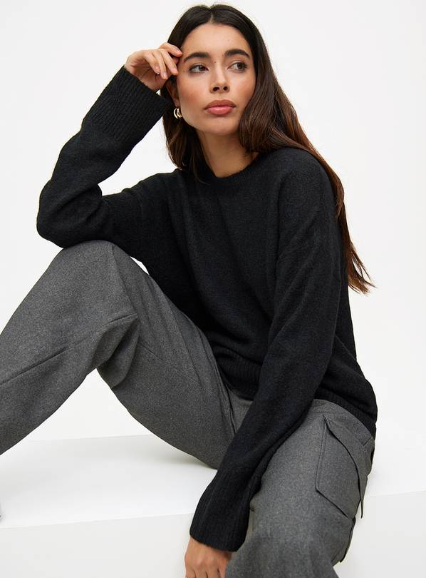 Black Crew Neck Soft Yarn Jumper 20