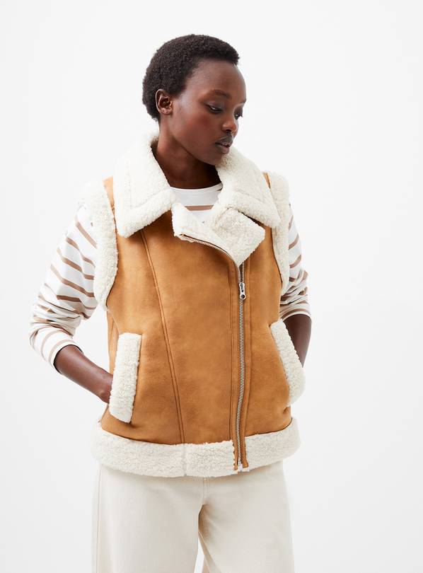 FRENCH CONNECTION Camry Suedette and Fleece Gilet L