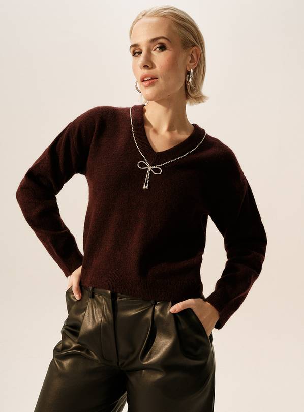 Burgundy Diamonte Bow Detail V Neck Jumper 20