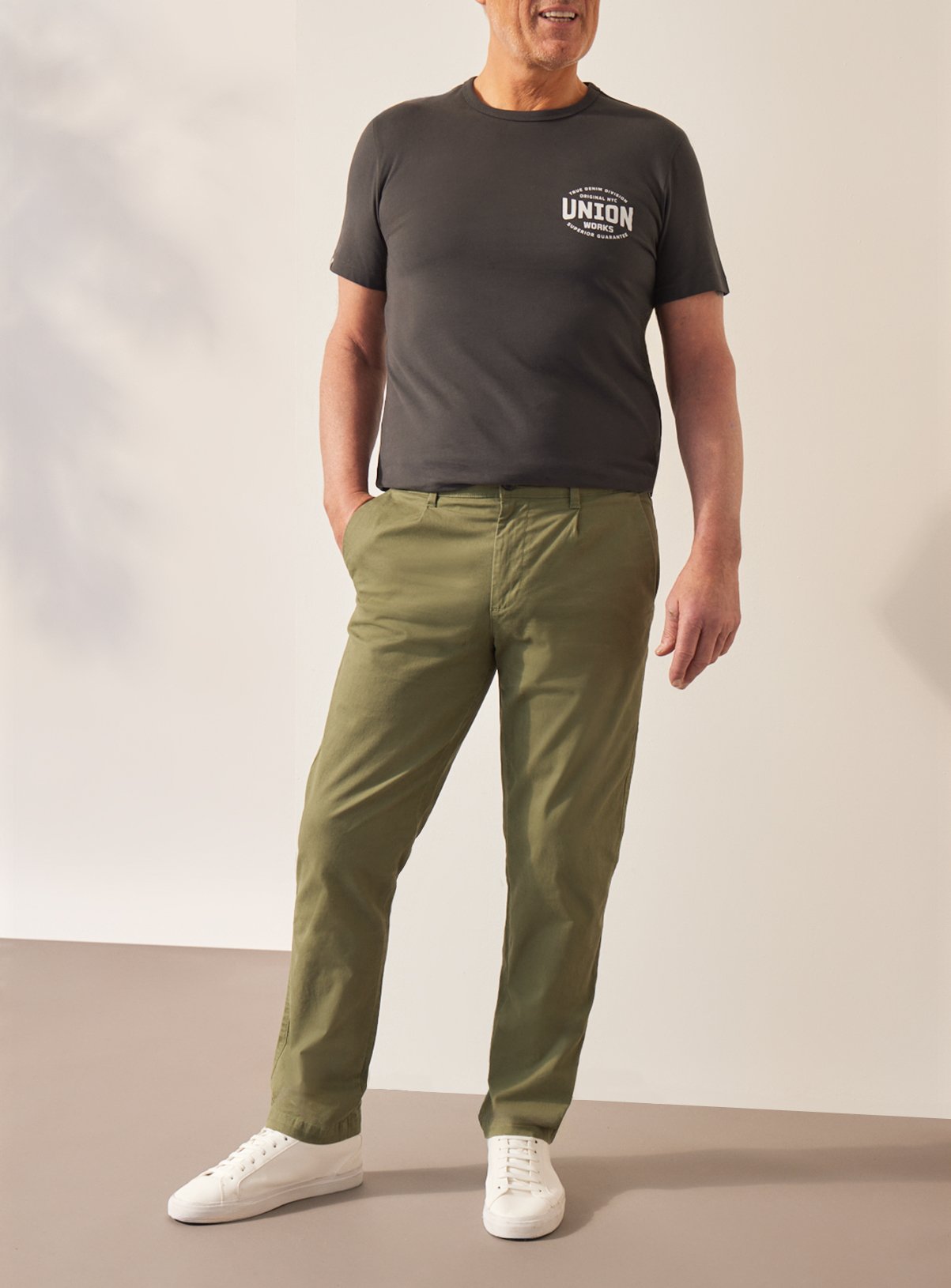 Men's Khaki UNION WORKS Classic Chino Trousers