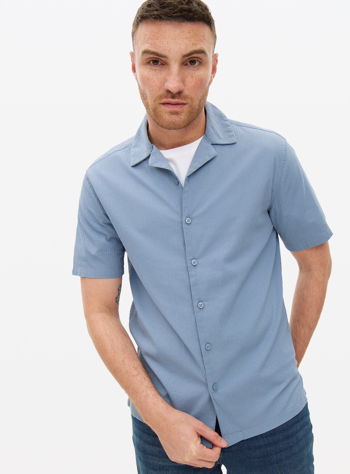 Men's Blue Revere Collar Seersucker Shirt