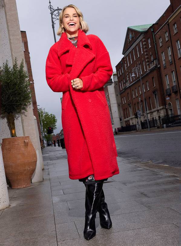 VOGUE WILLIAMS Red Teddy Coat XL