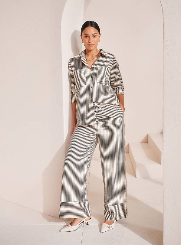 Mono Stripe Wide Leg Co-ord Trousers  18