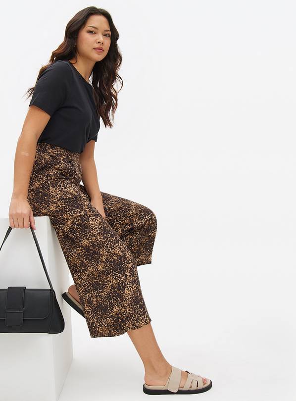 Animal Print Drapey Cropped Trousers S