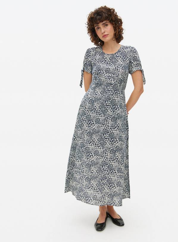 Navy Ditsy Floral Print Tea Dress 22