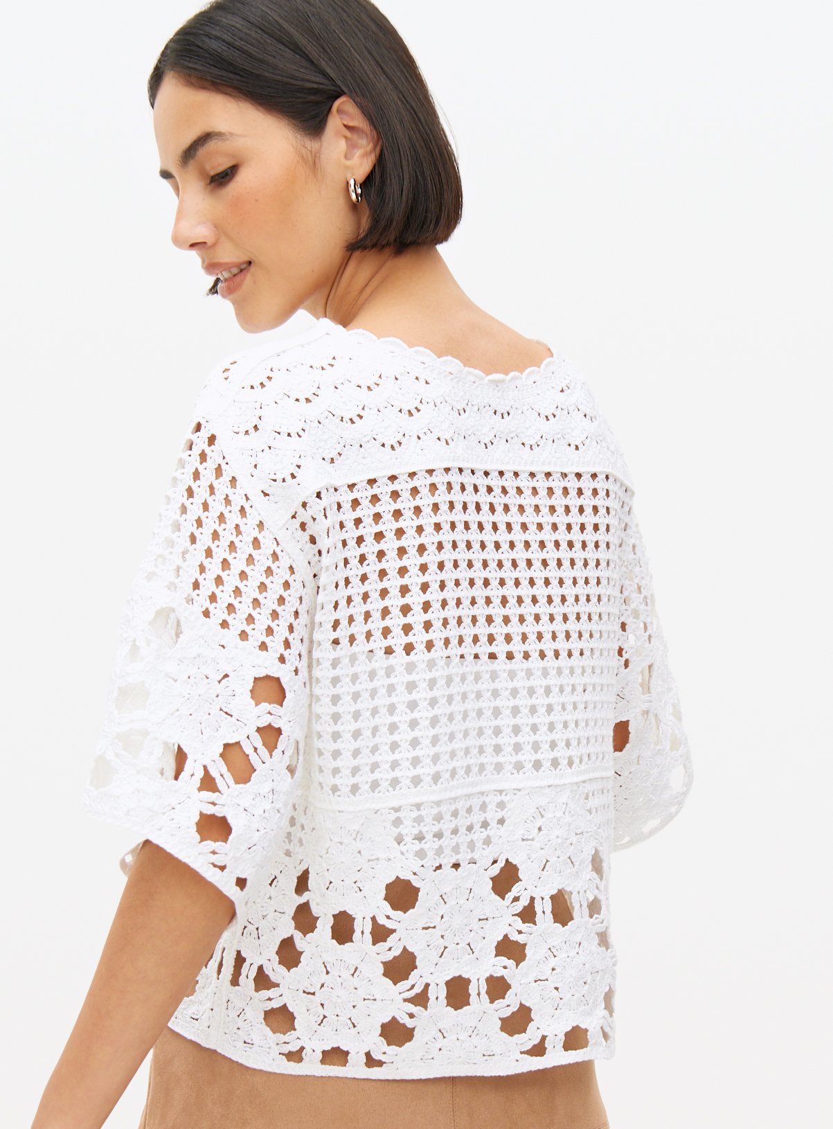 White Crochet Stitch Boxy Cardigan M - Image 4 thumbnail
