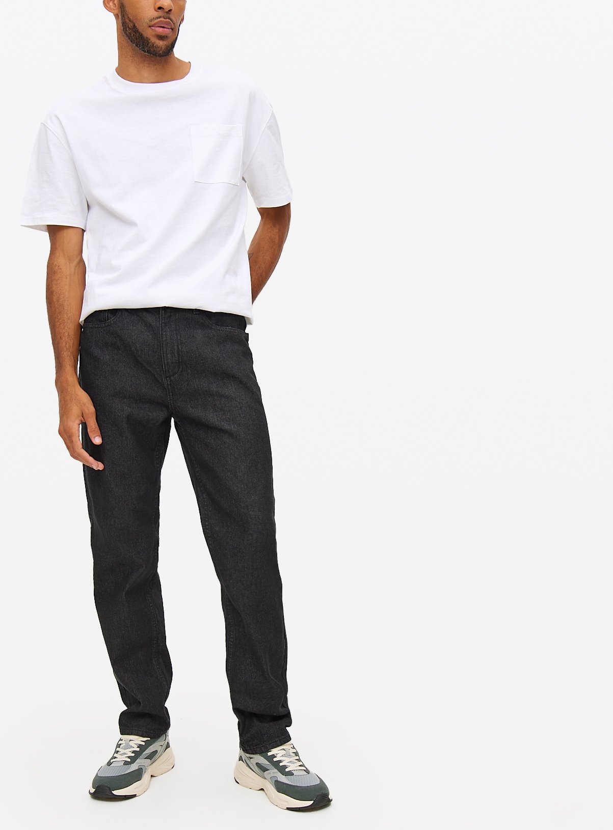 Black Regular Fit Jeans 42R - Image 1 thumbnail