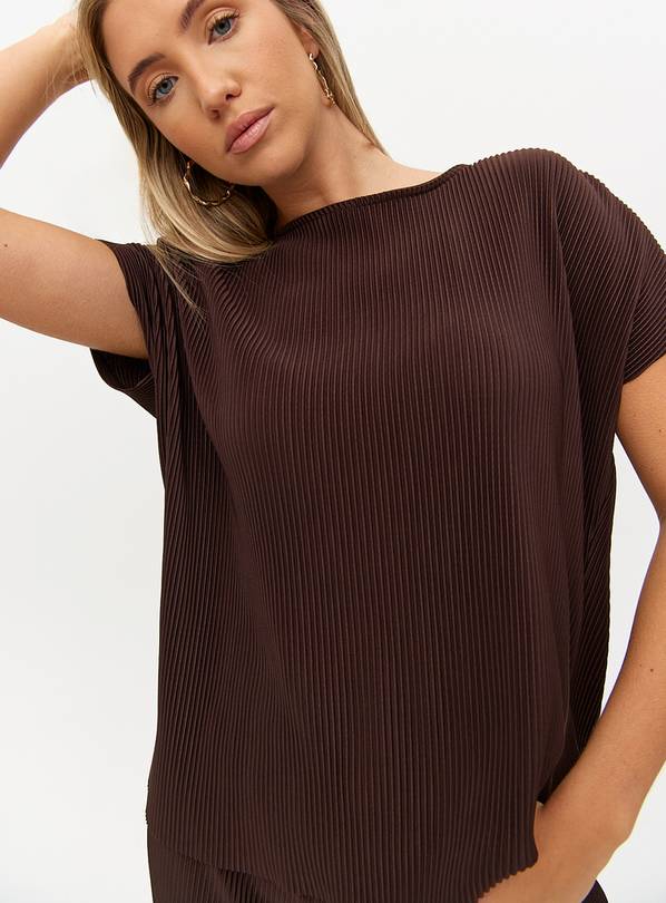 Chocolate Brown Plisse Short Sleeve Co-ord  Top 16