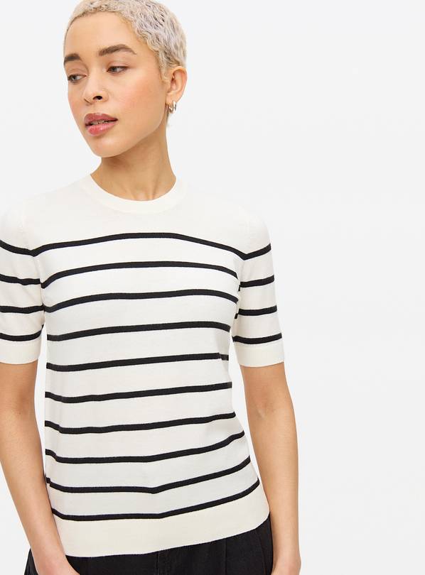 Mono Striped Soft Touch Short Sleeve Jumper 18