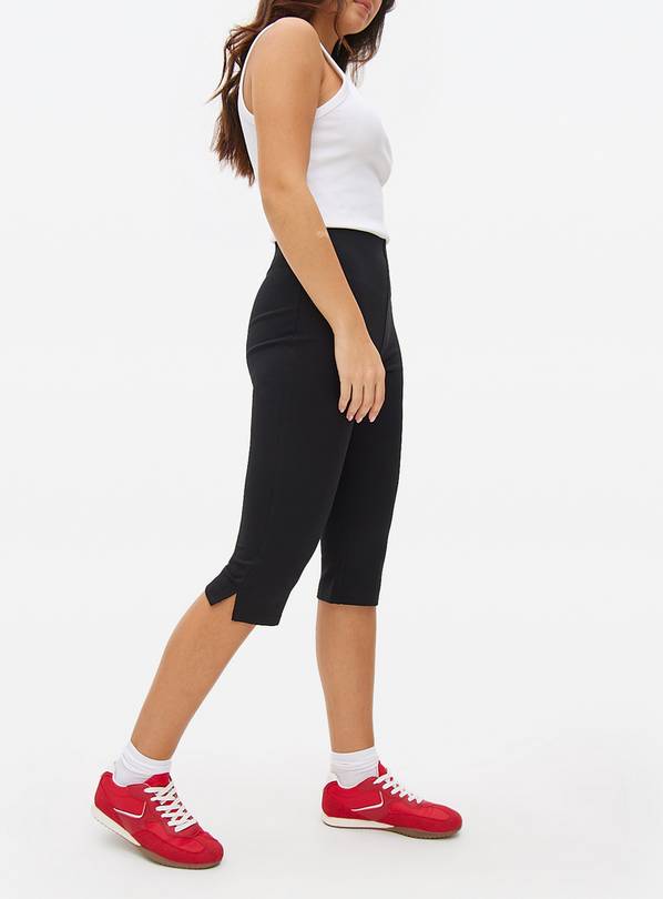 Black Ponte Capri Trousers 8