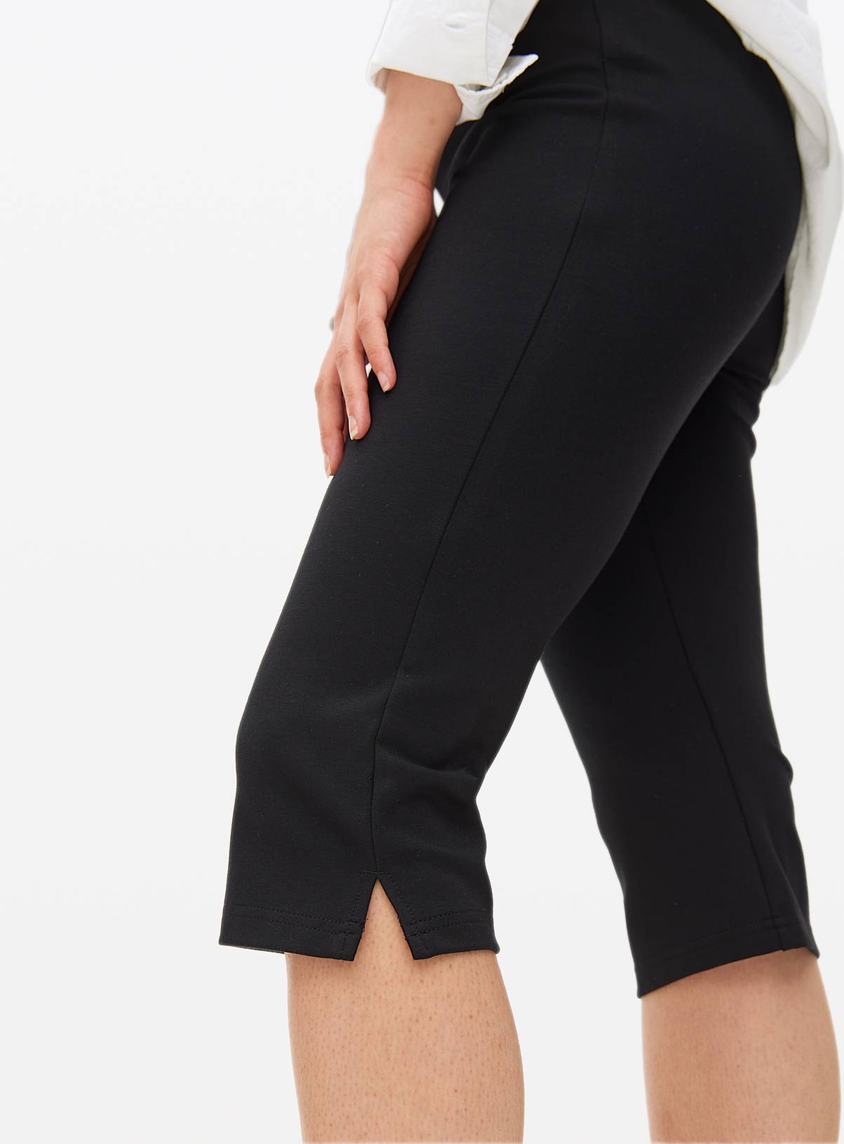 Black Ponte Capri Trousers 12 - Image 3
