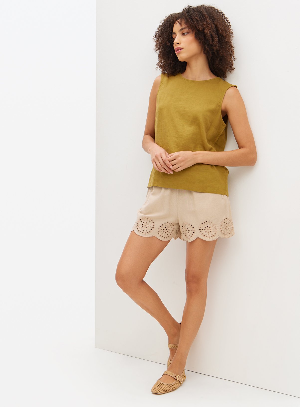 Green Linen Blend Shell Top 26 - Image 3 thumbnail