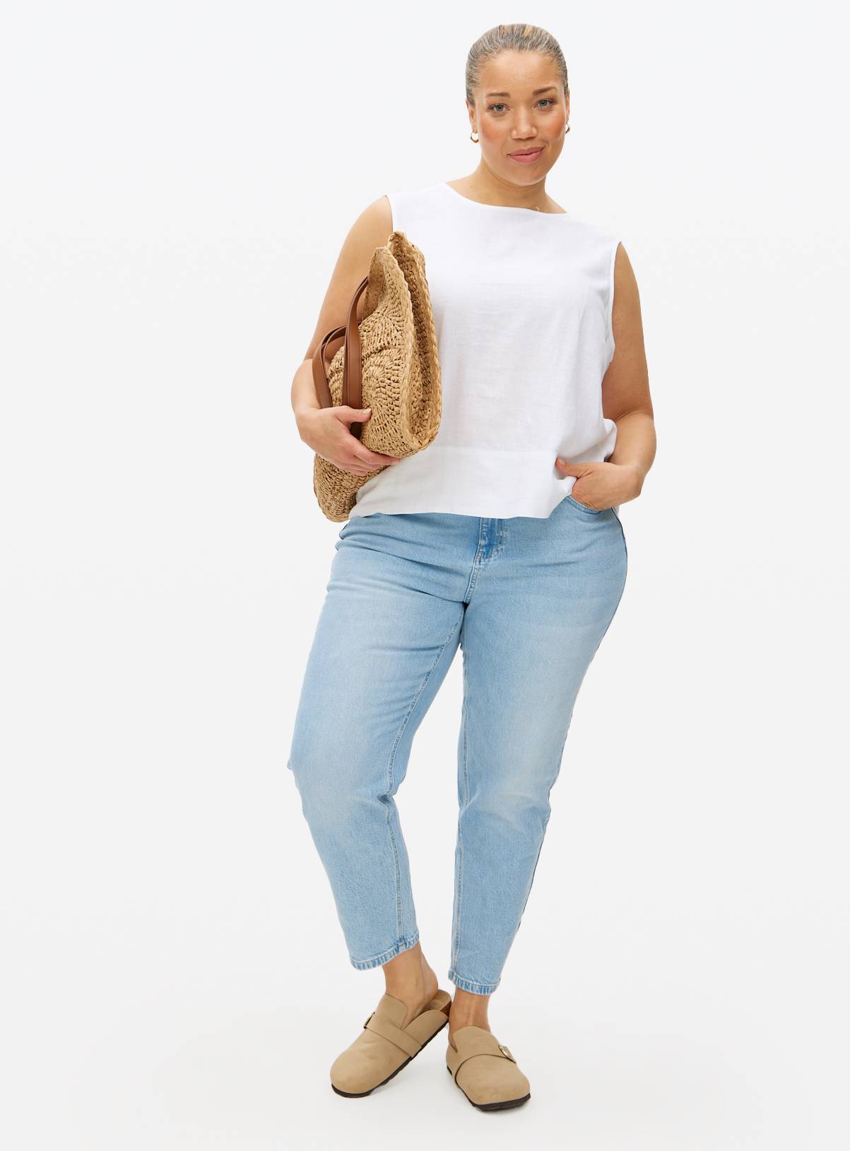 White Linen Blend Shell Top 12 - Image 2
