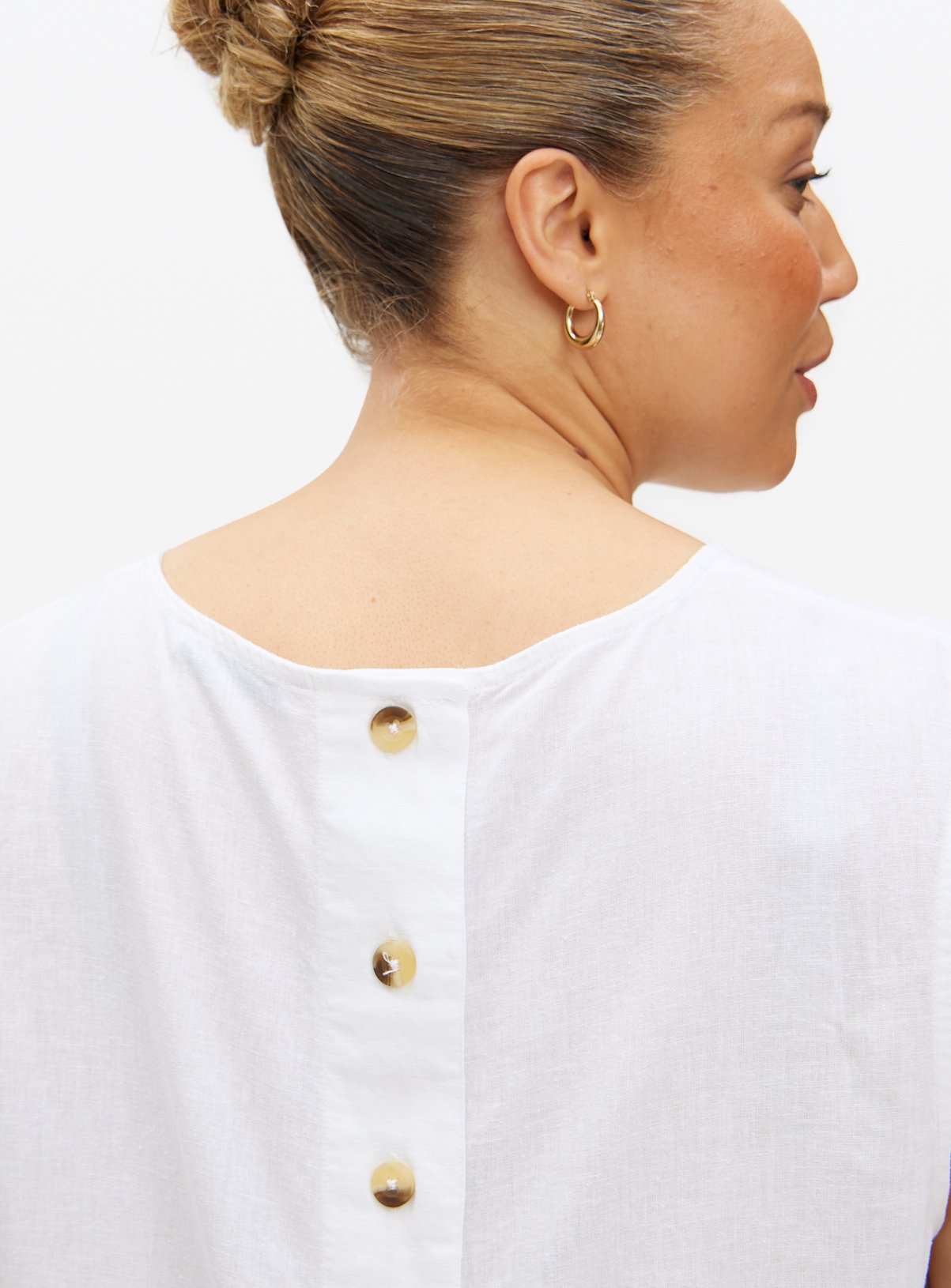 White Linen Blend Shell Top 12 - Image 3 thumbnail