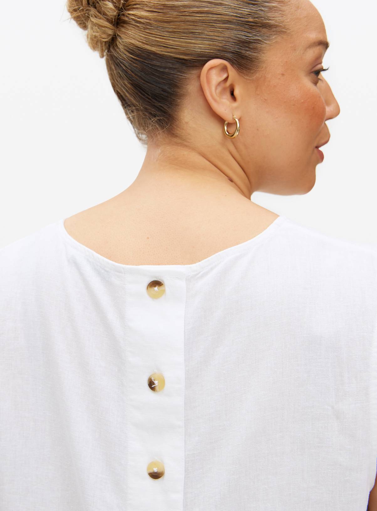 White Linen Blend Shell Top 12 - Image 3