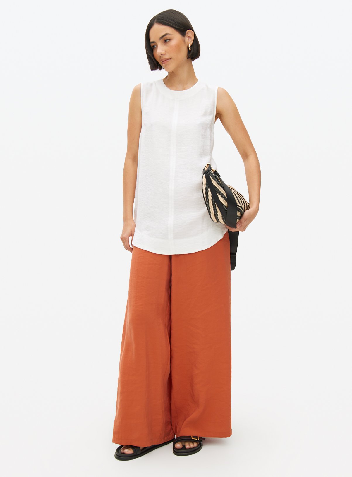 White Sleeveless Shell Top 14 - Image 2 thumbnail