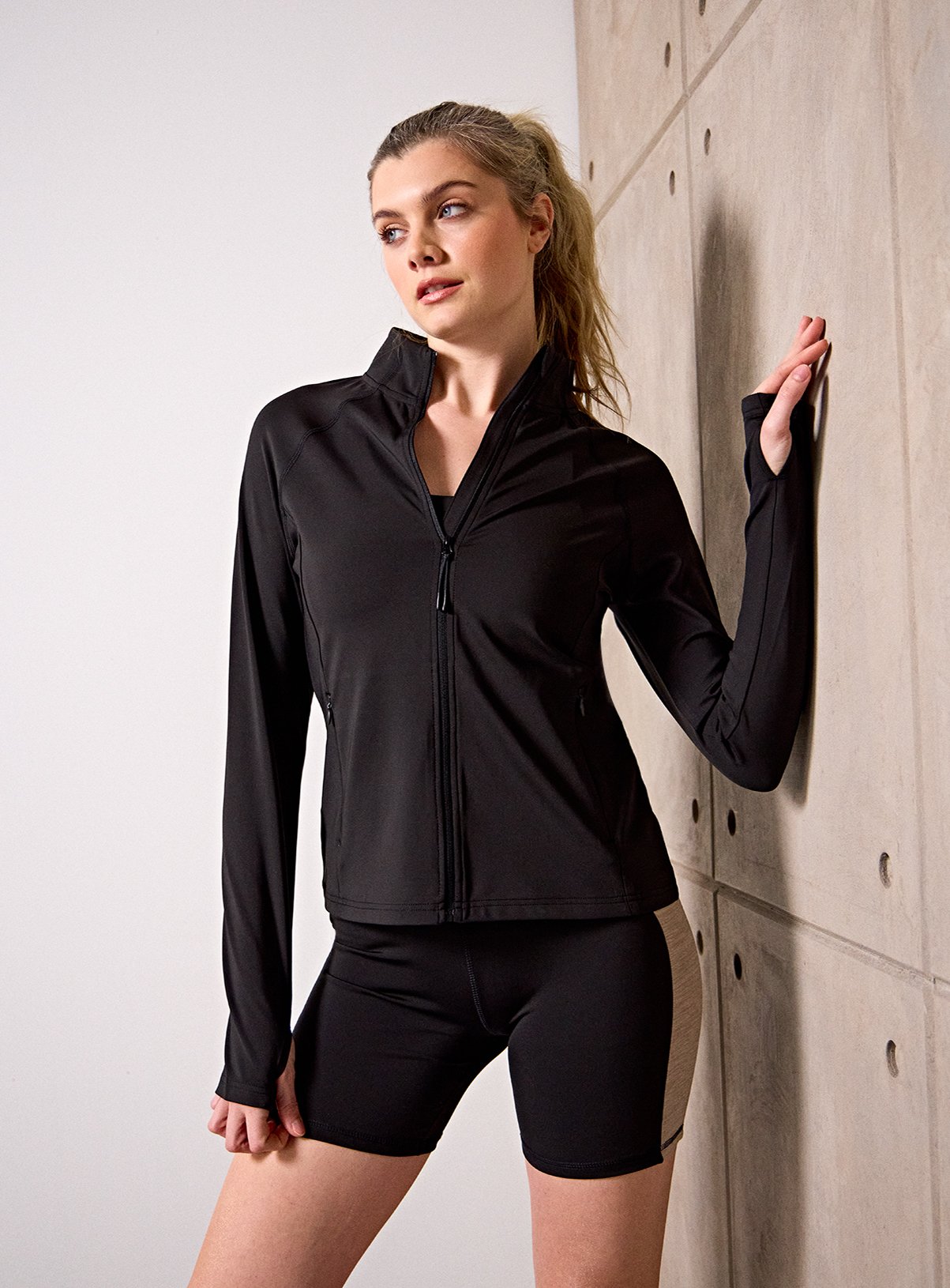 REAKTIV Training Slim Fit Zip-Through Jacket M