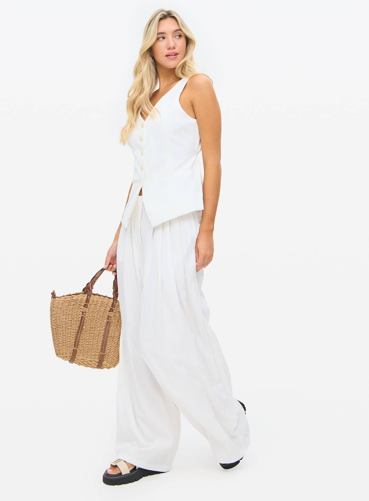 White Co-ord Pleated Palazzo Trousers 10L - Image 2