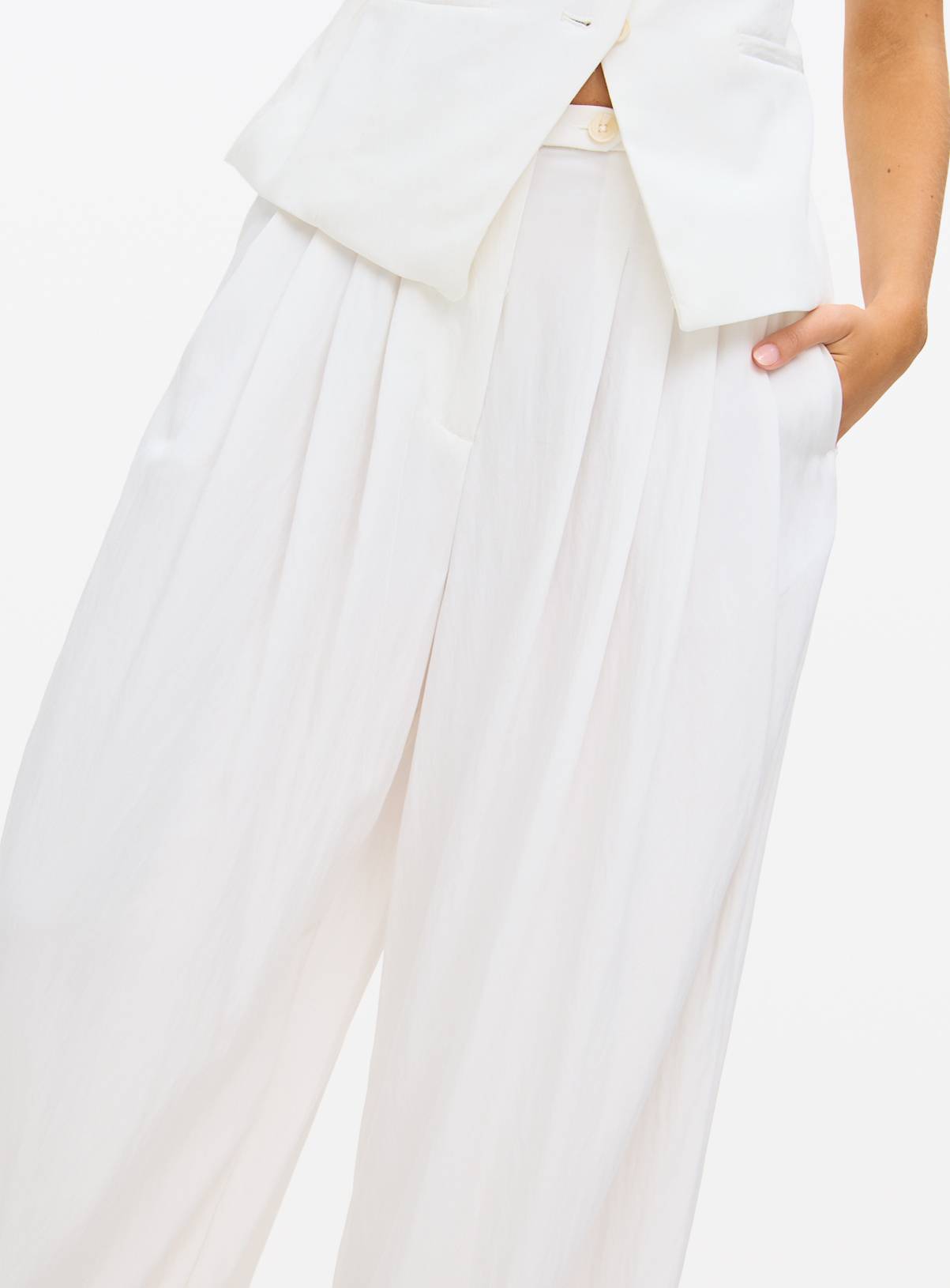 White Co-ord Pleated Palazzo Trousers 10L - Image 4