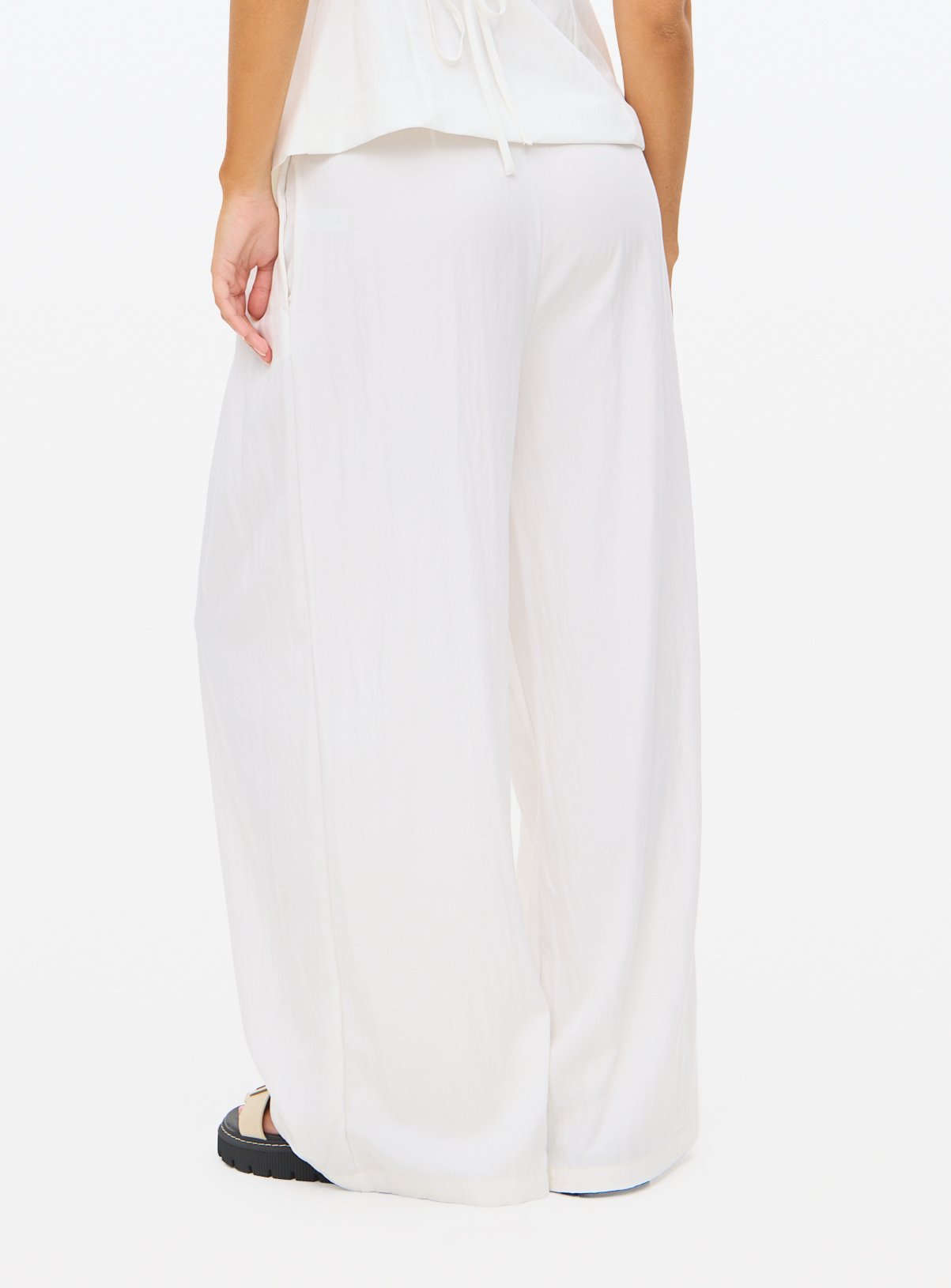 White Co-ord Pleated Palazzo Trousers 10L - Image 5 thumbnail