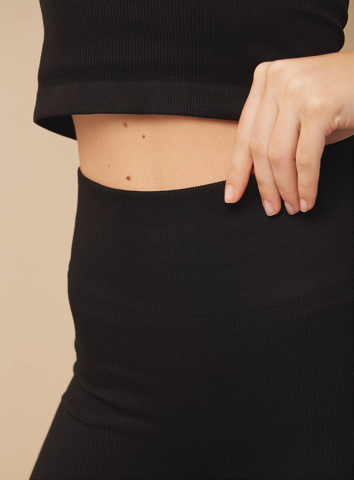 REAKTIV Black High Waisted Ribbed Seamless Legging XL - Image 3