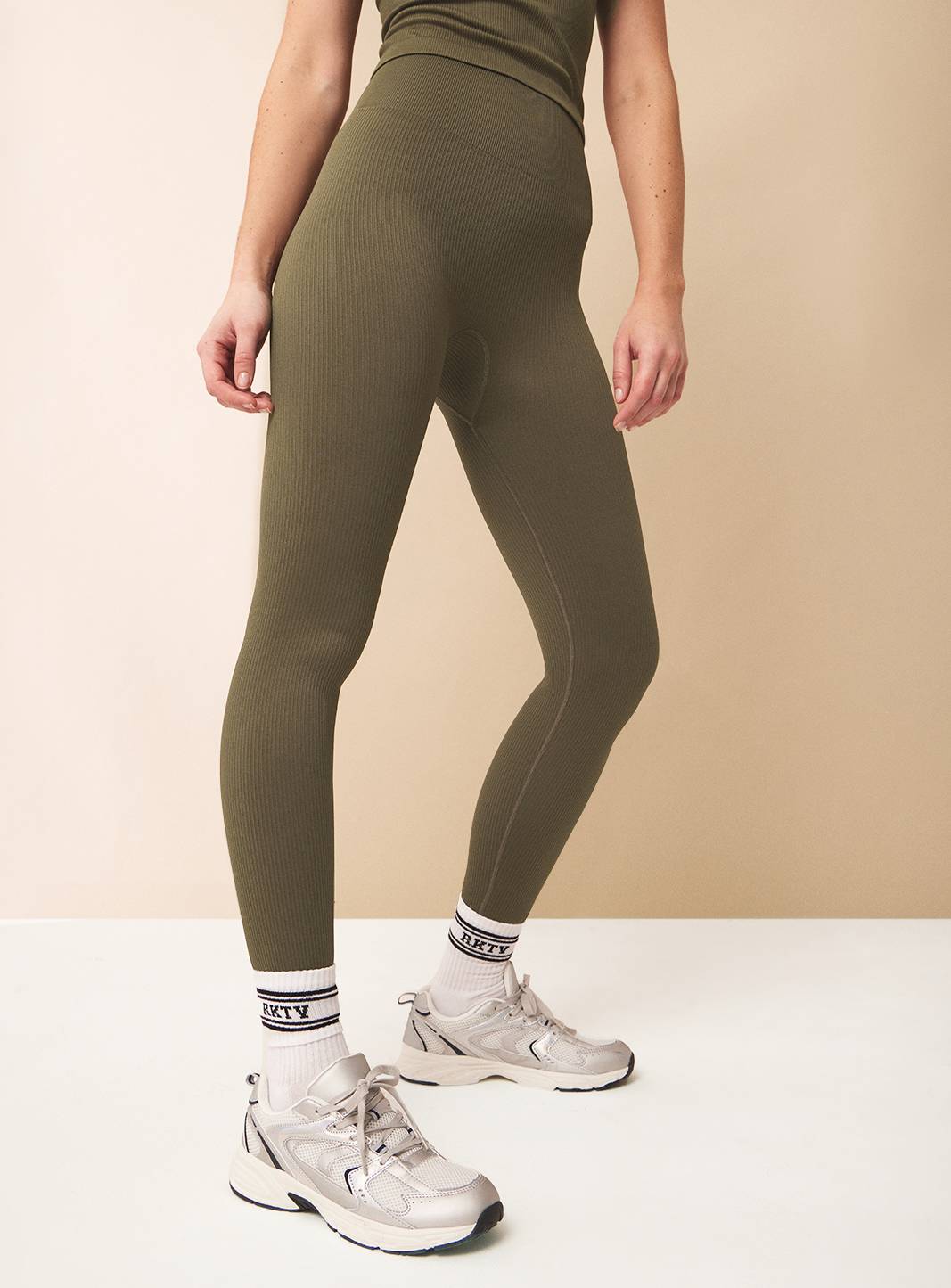 REAKTIV Khaki High Waisted Ribbed Seamless Legging XL - Image 1