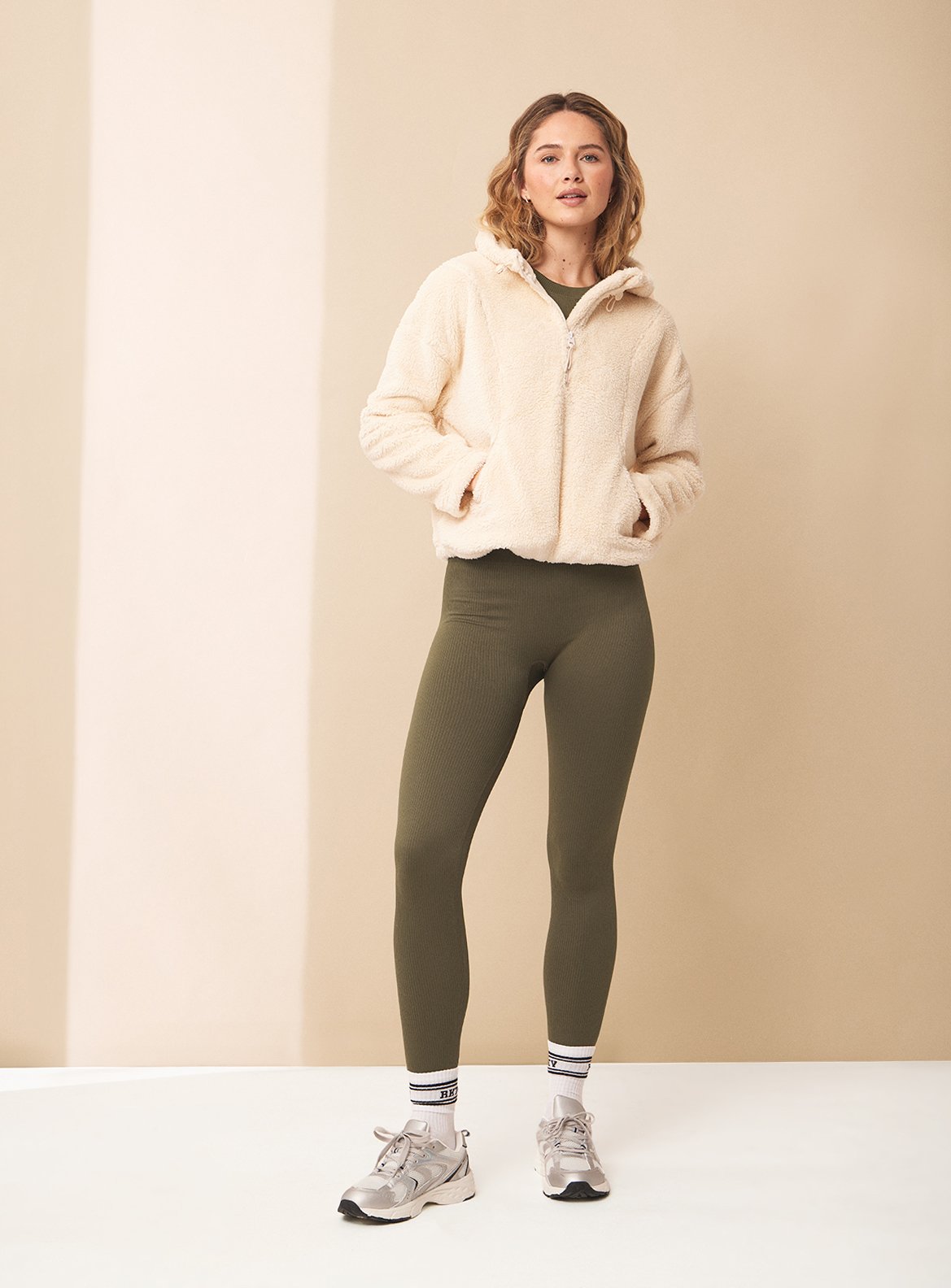 REAKTIV Khaki High Waisted Ribbed Seamless Legging XL - Image 2 thumbnail