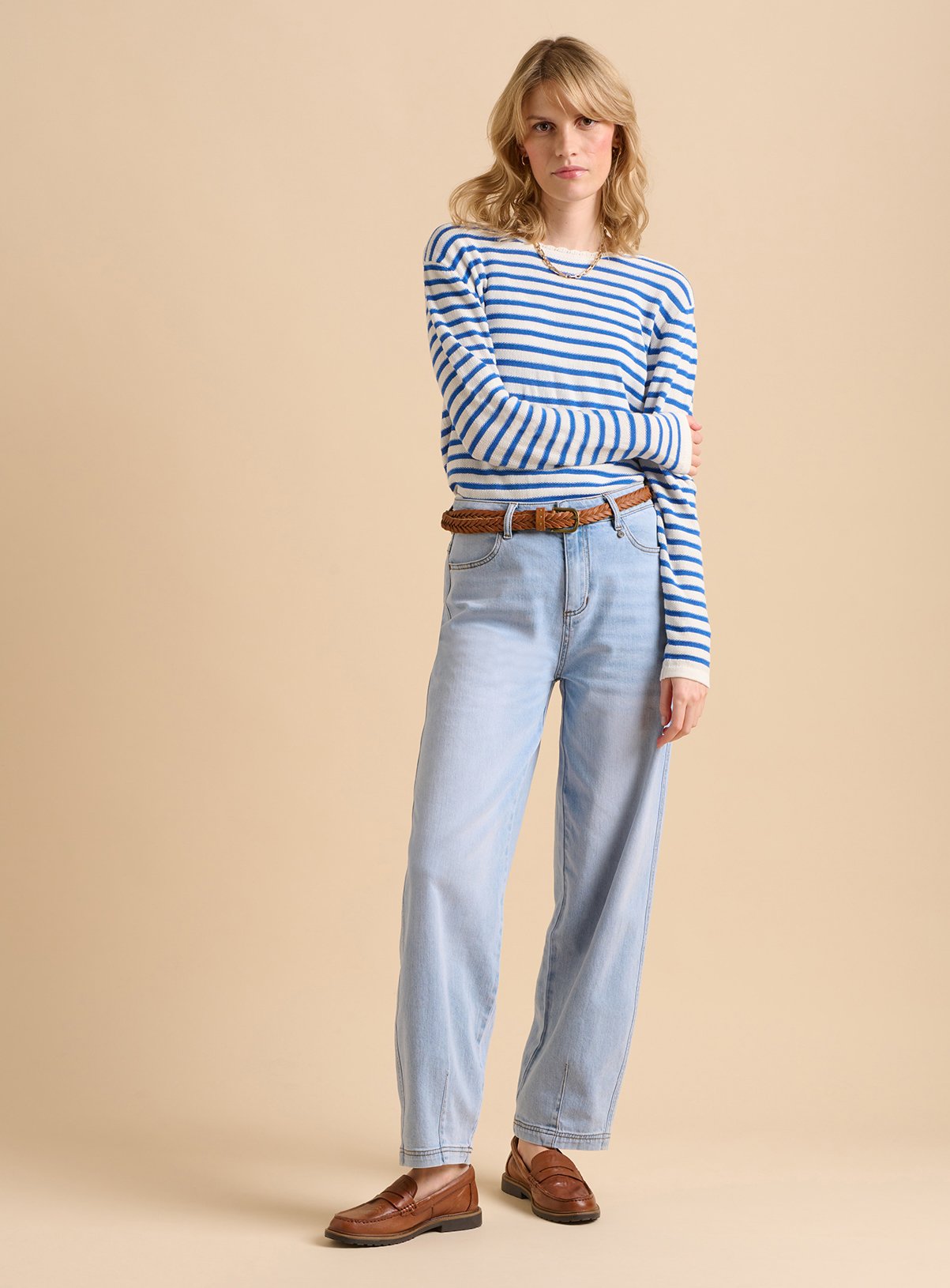 BRAKEBURN Barrel Leg Jeans 10 - Image 4 thumbnail