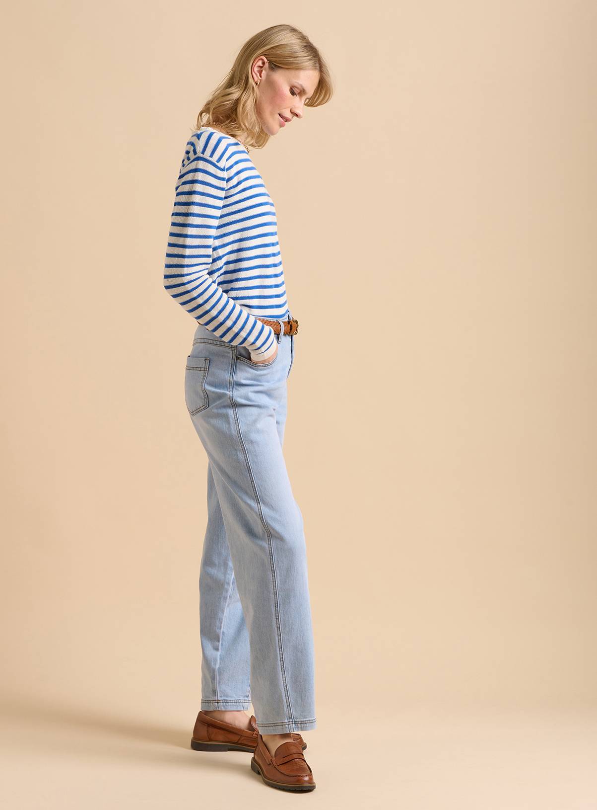 BRAKEBURN Barrel Leg Jeans 10 - Image 5