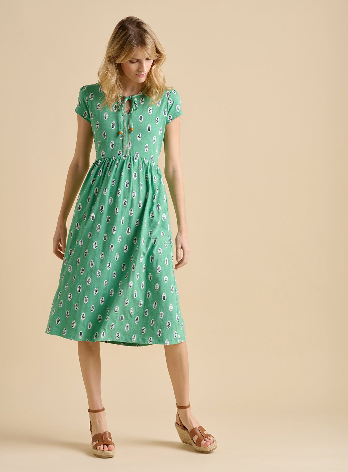 Green BRAKEBURN Woodblock Floral Knee Length Dress