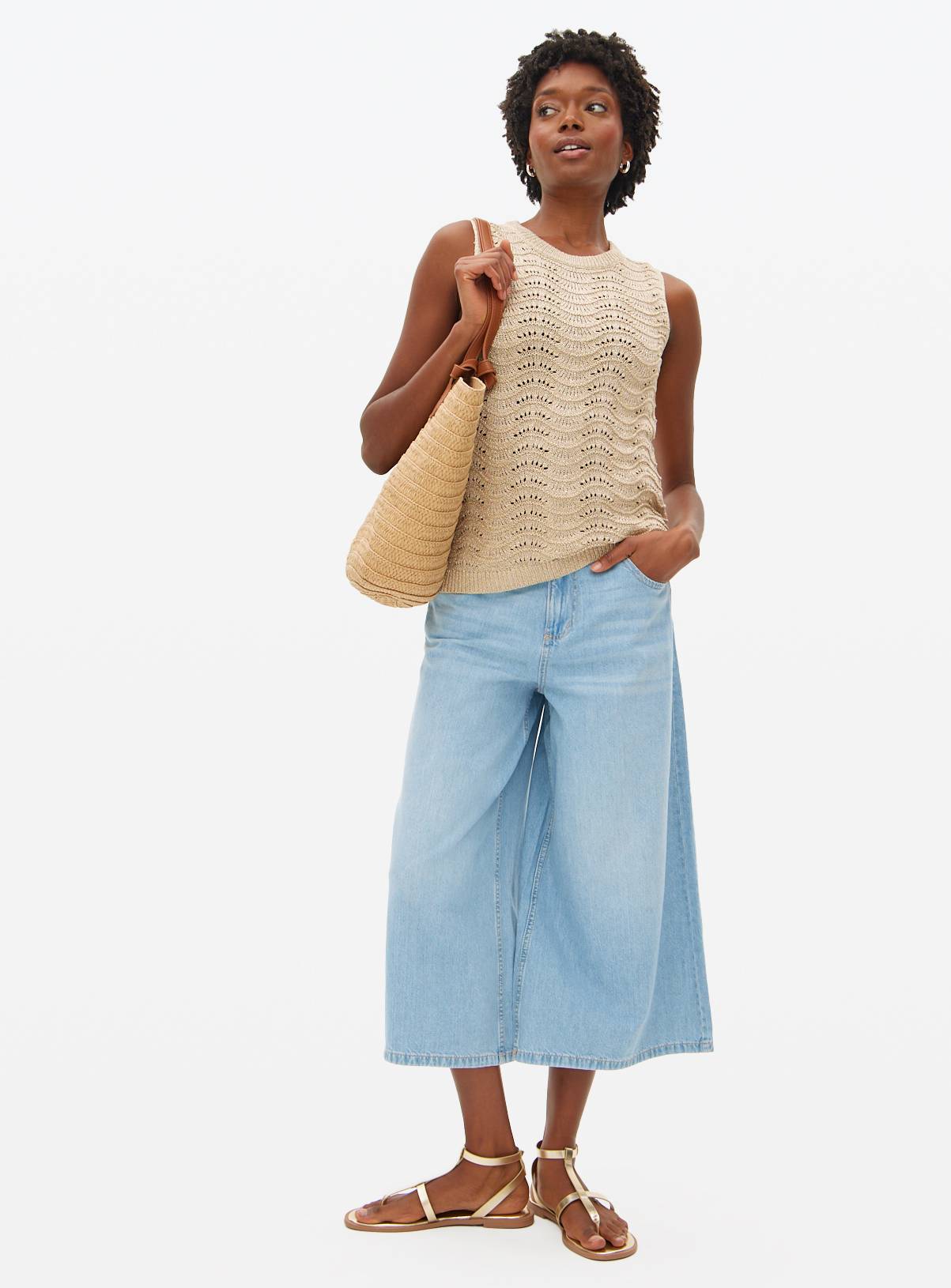 Gold Metallic Stitch Sleeveless Vest M - Image 3