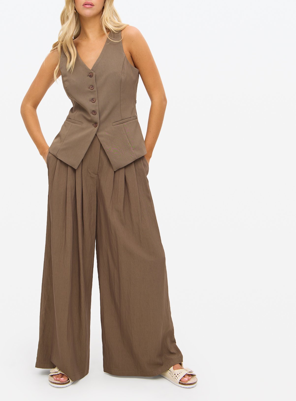 Brown Co-ord Pleated Palazzo Trousers  22L - Image 2 thumbnail