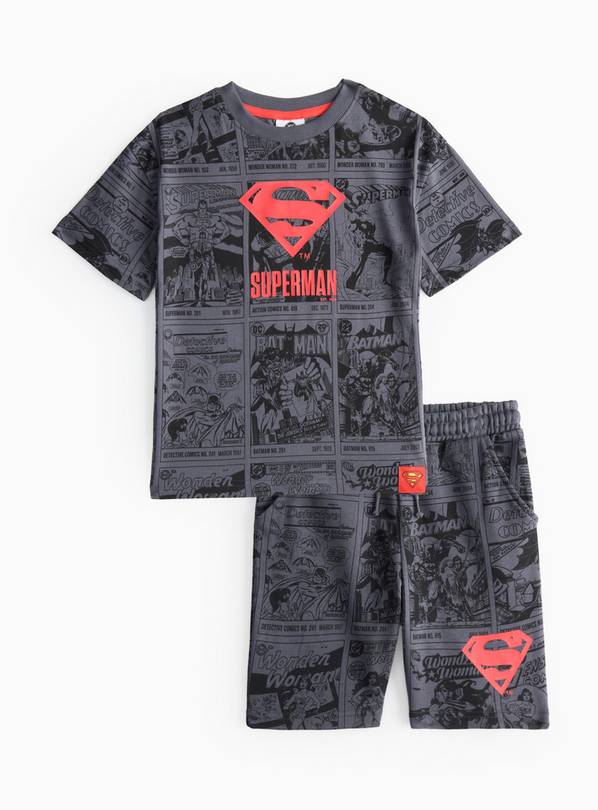 Superman Printed T-Shirt & Shorts  5 years